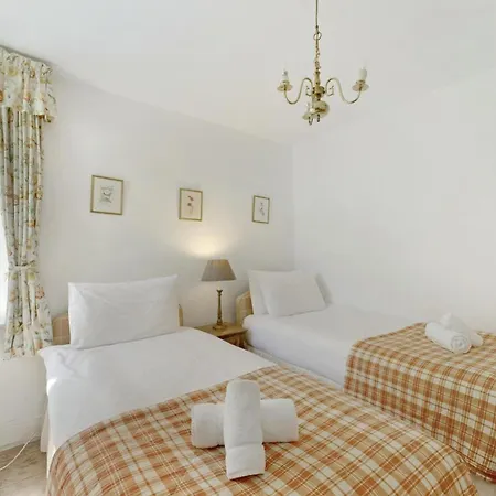 2 Bed In Grasmere Oc-Lr125 *