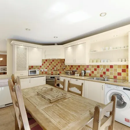 2 Bed In Grasmere Oc-Lr125 شقة جراسمير